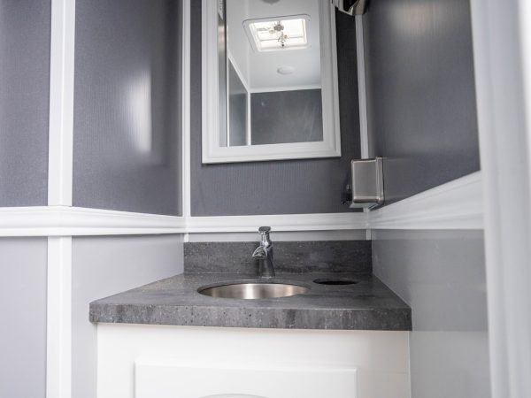 4 Stall - Luxury Restroom Trailer - Image 4