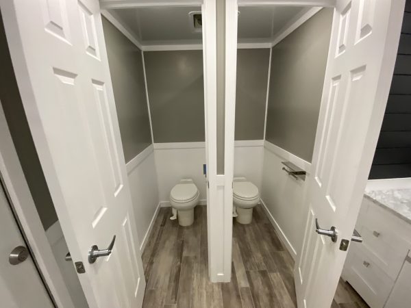 10 Stall – Luxury Restroom Trailer - Image 5